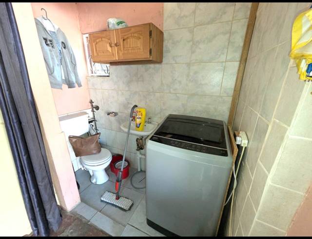 3 bed property to rent in VILLIERIA